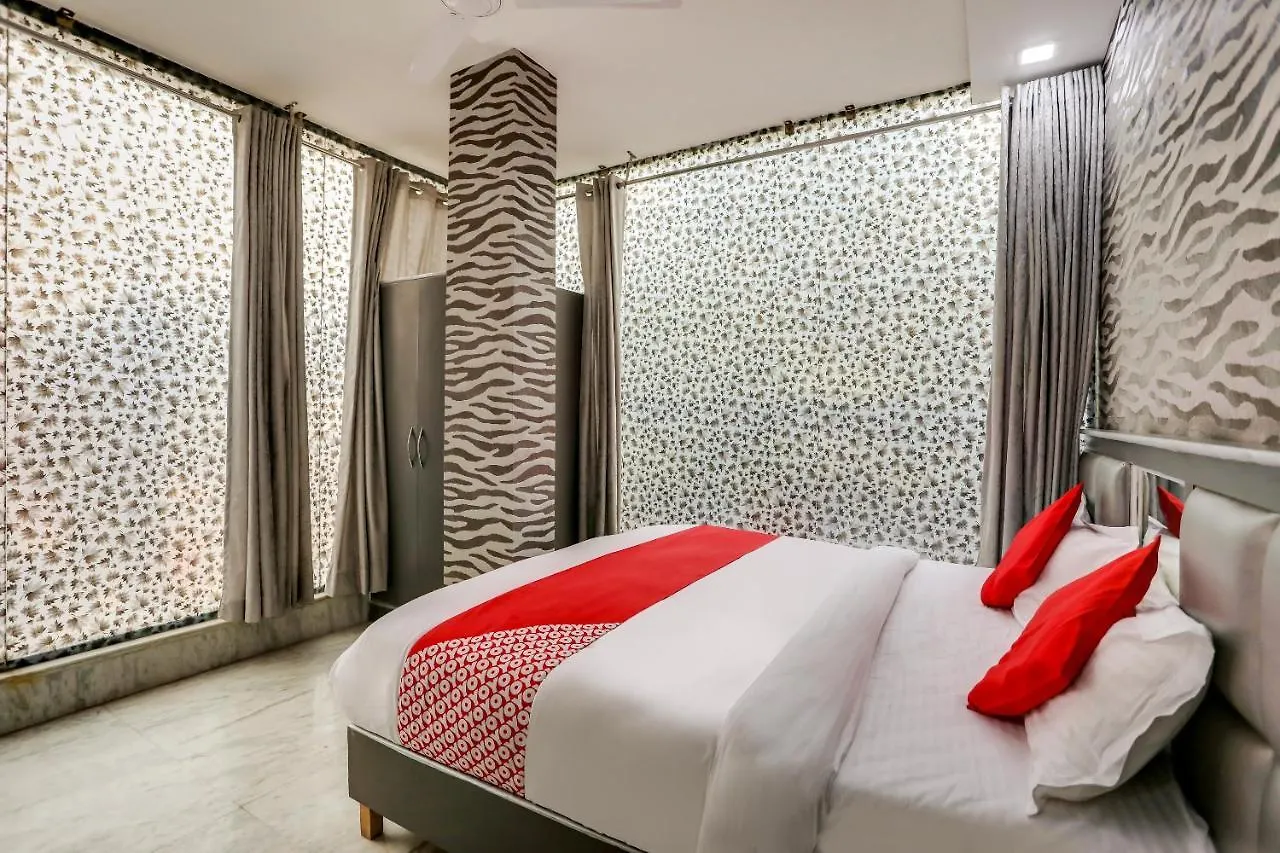 Hotel O Anshun Residency Near Mk Cinemas Rohini Delhi  Delhi (National Capital Territory of India)